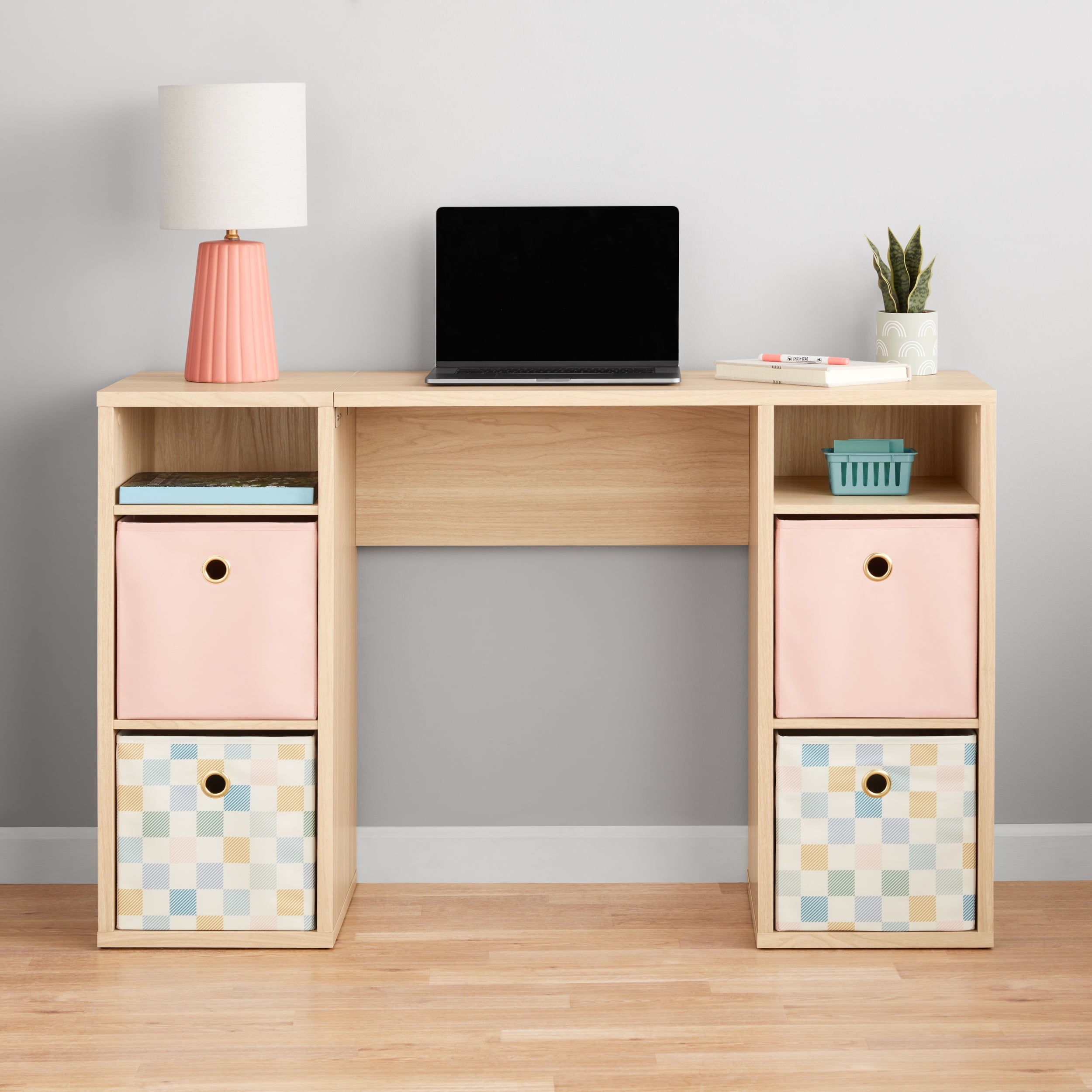 4-Cube Storage Desk