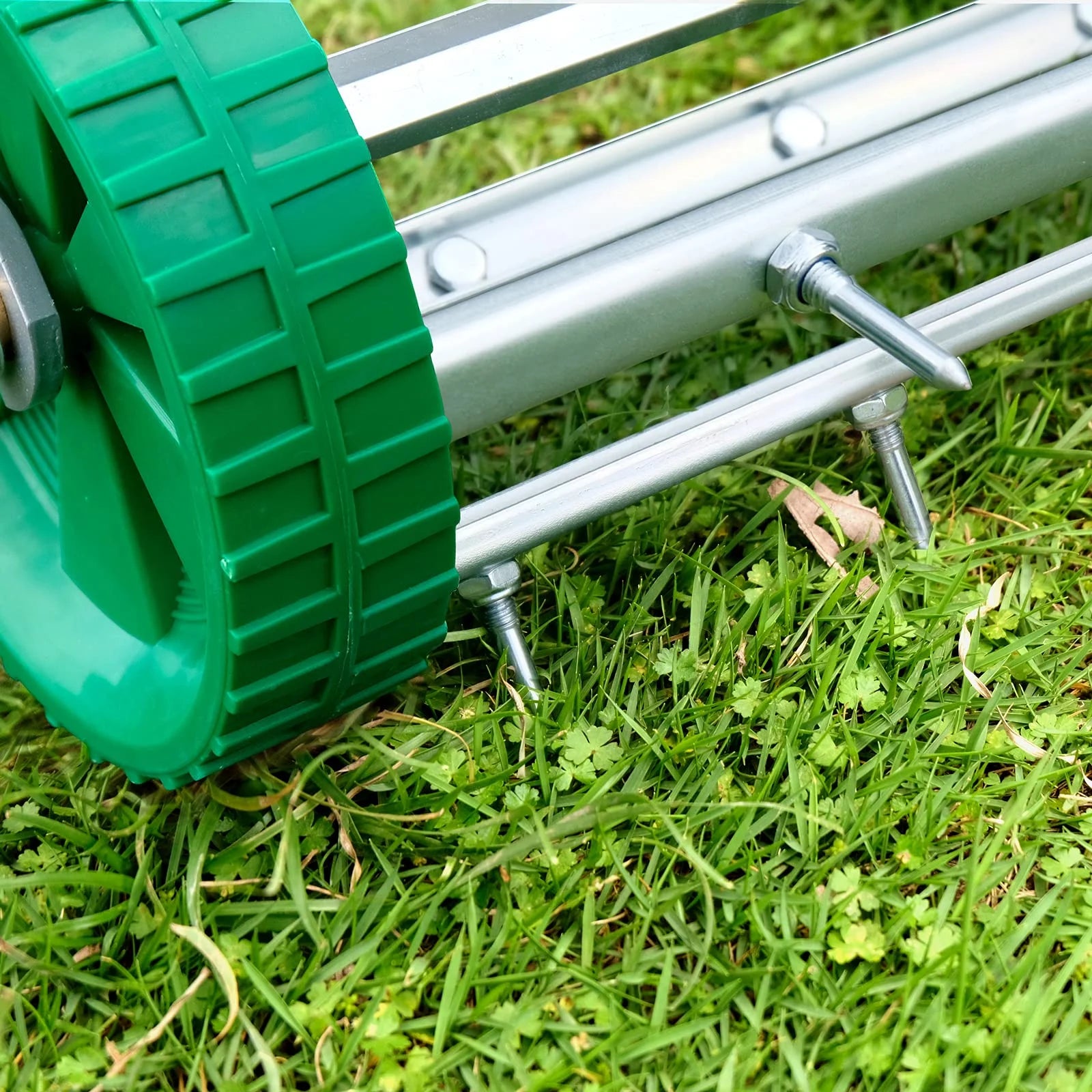 Rolling Lawn Aerator 